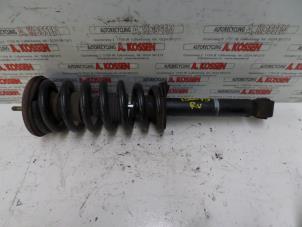 Used Front shock absorber rod, right Mitsubishi Pajero Classic Hardtop (V2/4) 3.2 DI-D 16V Price on request offered by N Kossen Autorecycling BV