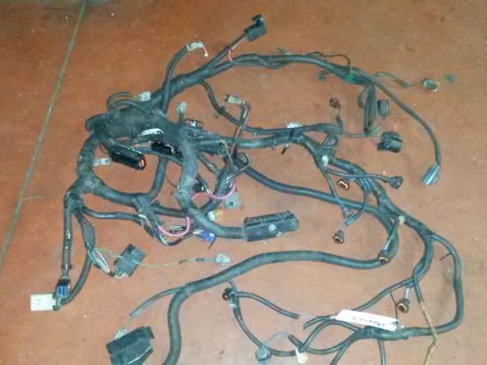 Wiring harness from a Chrysler Voyager/Grand Voyager (RG) 2.8 CRD 16V Autom. 2007