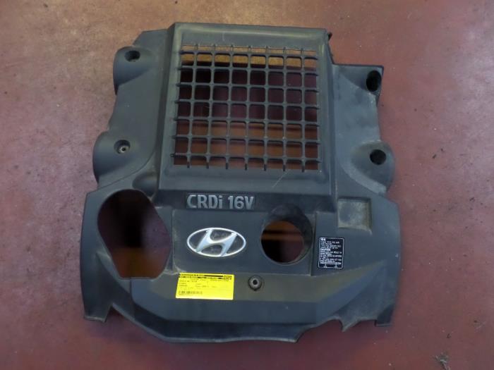 Used Engine cover Hyundai Terracan 2.9 CRDi 16V Price on request offered by N Kossen Autorecycling BV