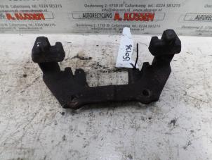 Used Front brake calliperholder, left Opel Meriva 1.6 16V Price on request offered by N Kossen Autorecycling BV