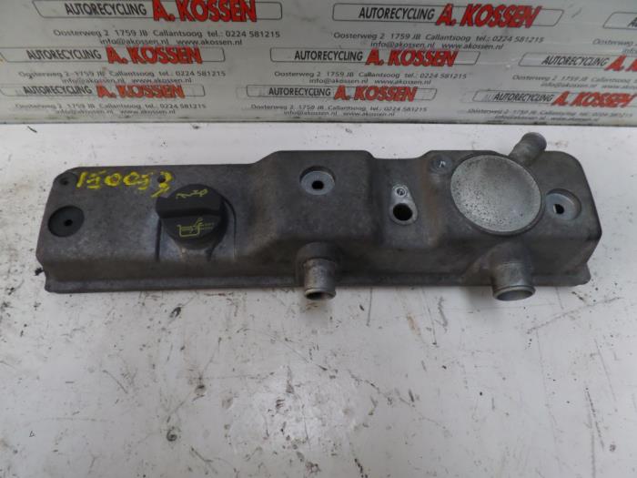Gebrauchte Ventildeckel Ford Transit Connect Preis auf Anfrage angeboten von N Kossen Autorecycling BV