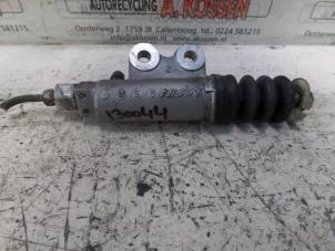 Used Clutch master cylinder Honda Jazz (GD/GE2/GE3) 1.3 i-Dsi Price on request offered by N Kossen Autorecycling BV
