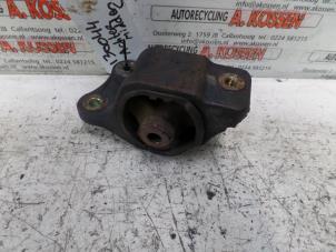 Engine mount from a Honda Jazz (GD/GE2/GE3) 1.3 i-Dsi 2003