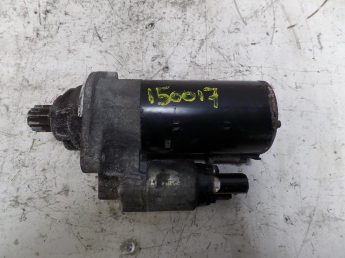 Begagnade Startmotor Volkswagen Transporter T5 2.5 TDi Pris på förfrågan erbjuds av N Kossen Autorecycling BV