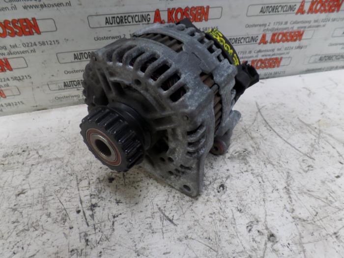 Begagnade Dynamo Volkswagen Transporter T5 2.5 TDi Pris på förfrågan erbjuds av N Kossen Autorecycling BV