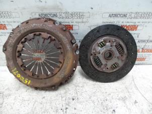 Used Clutch kit (complete) Renault Espace (JE) 2.0i 16V Price on request offered by N Kossen Autorecycling BV