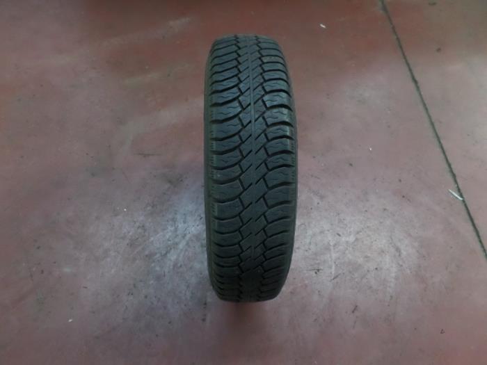 Begagnade Däck Pris på förfrågan erbjuds av N Kossen Autorecycling BV