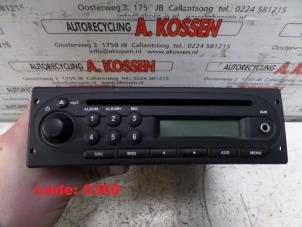 Used Radio CD player Renault Kangoo Express (FW) 1.5 dCi 85 Price on request offered by N Kossen Autorecycling BV