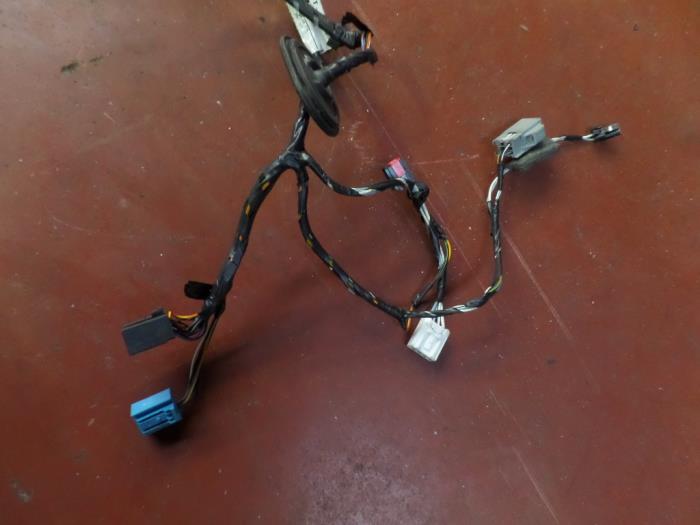 Begagnade Kablage Ford Focus 2 1.6 TDCi 16V 110 Pris på förfrågan erbjuds av N Kossen Autorecycling BV