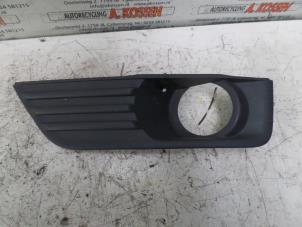Used Cover plate fog light, left Ford Focus 2 1.6 TDCi 16V 110 Price on request offered by N Kossen Autorecycling BV