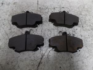 Used Front brake pad Renault Megane (EA) 1.6i Price on request offered by N Kossen Autorecycling BV