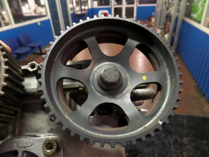 Begagnade Kamaxeldrev Fiat Stilo Pris på förfrågan erbjuds av N Kossen Autorecycling BV