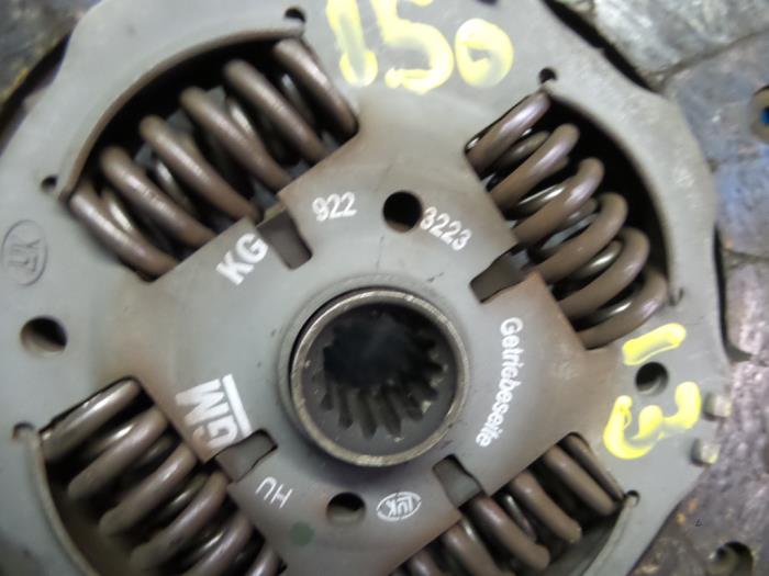 Clutch kit Opel Meriva 1.6 16V 332350714 F17W394