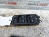 Electric window switch from a Volvo V50 (MW), 2003 / 2012 1.6 D 16V, Combi/o, Diesel, 1.560cc, 81kW (110pk), FWD, D4164T, 2005-01 / 2011-12, MW76 2006
