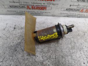 Used Electric fuel pump Jaguar XJ8 (X308) 3.2 V8 32V Executive Price on request offered by N Kossen Autorecycling BV
