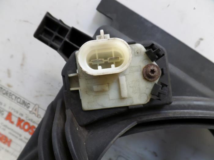 Used Opel Corsa Cooling fan resistor 13256565 Autorecycling N