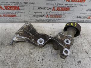 Used Alternator upper bracket Jeep Wrangler Unlimited (JK) 2.8 CRD 4x4 Price on request offered by N Kossen Autorecycling BV