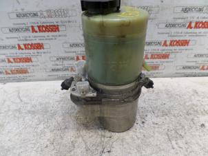 Used Power steering pump Opel Vectra C GTS 2.2 DIG 16V Price on request offered by N Kossen Autorecycling BV