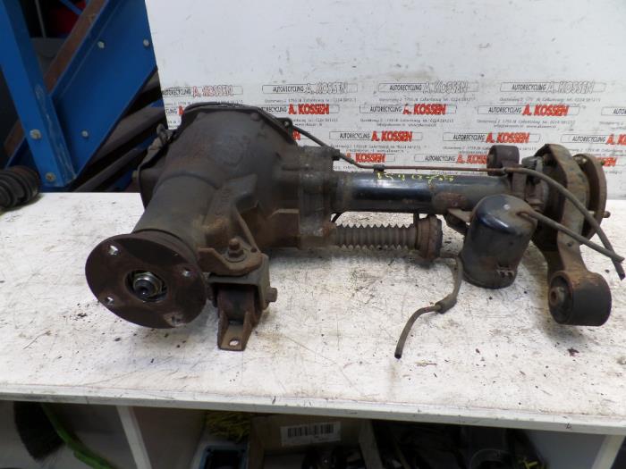 Begagnade Främre differential Mitsubishi Pajero Classic Hardtop (V2/4) 3.2 DI-D 16V Pris på förfrågan erbjuds av N Kossen Autorecycling BV