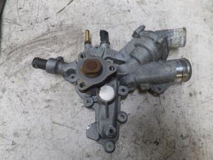 Usagé Pompe à eau Opel Tigra Prix sur demande proposé par N Kossen Autorecycling BV