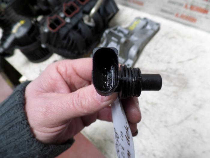 TDC sensor Volkswagen Golf IV 1.4 16V 036907601A AHW