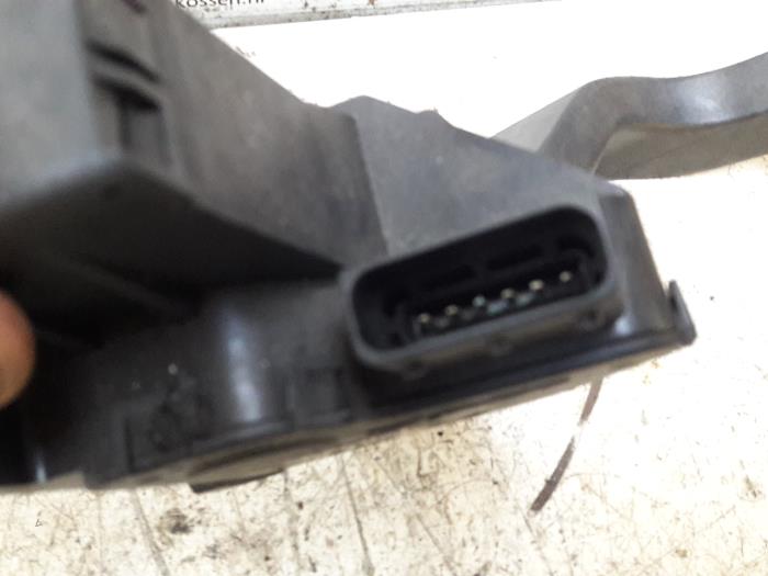 Accelerator pedal Fiat Ducato 2.3 D 130 Multijet 1369473080