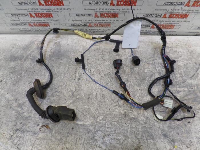 Begagnade Kablage Mitsubishi Grandis (NA) 2.4 16V MIVEC Pris på förfrågan erbjuds av N Kossen Autorecycling BV