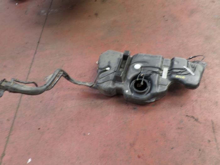 Begagnade Tank Citroen Berlingo Pris på förfrågan erbjuds av N Kossen Autorecycling BV