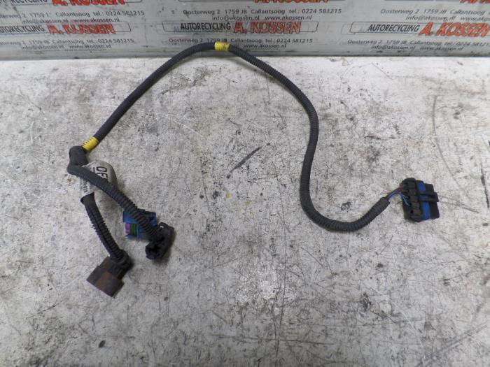Begagnade Kablage Opel Tigra Twin Top 1.4 16V Pris på förfrågan erbjuds av N Kossen Autorecycling BV