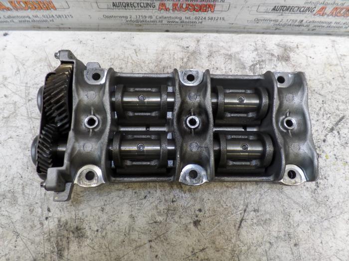 Używane Wal balansujacy Chrysler Voyager/Grand Voyager (RG/RS) 2.8 CRD 16V Autom. Cena na żądanie oferowane przez N Kossen Autorecycling BV