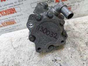 Used Power steering pump Volkswagen Passat Variant 4Motion (3B6) 2.5 TDI 150 Price on request offered by N Kossen Autorecycling BV