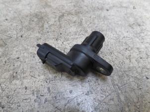 Used Camshaft sensor Chrysler Voyager/Grand Voyager (RG) 2.8 CRD 16V Autom. Price on request offered by N Kossen Autorecycling BV