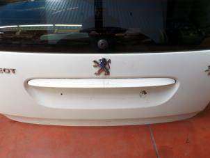 Used Registration plate light Peugeot 307 Break (3E) 2.0 HDi 90 Price on request offered by N Kossen Autorecycling BV