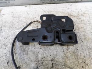 Used Bonnet lock mechanism Audi A6 Price on request offered by N Kossen Autorecycling BV