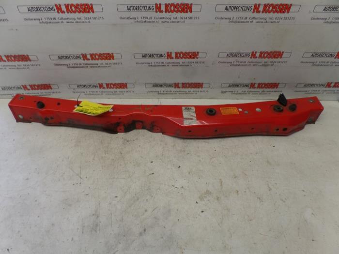 Używane Panel przedni Daihatsu Sirion 2 (M3) 1.3 16V DVVT Cena na żądanie oferowane przez N Kossen Autorecycling BV