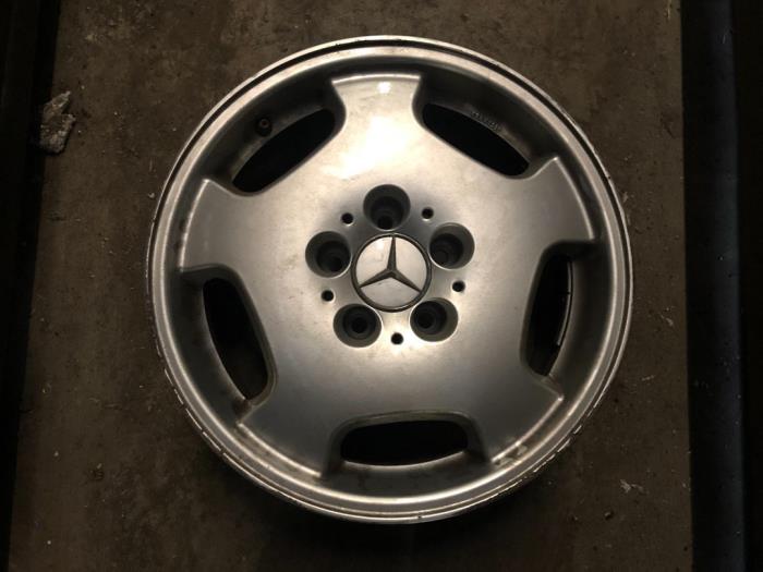Gebrauchte Felge Mercedes C (W202) 1.8 C-180 16V Preis auf Anfrage angeboten von N Kossen Autorecycling BV