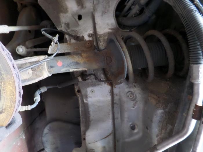 Drivaxel, höger fram från en Ford Transit Connect 2007