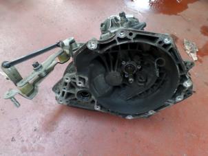 Gebrauchte Getriebe Opel Tigra Preis auf Anfrage angeboten von N Kossen Autorecycling BV