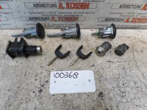 Used Set of locks Ford Transit Connect 1.8 TDCi 90 Price on request offered by N Kossen Autorecycling BV