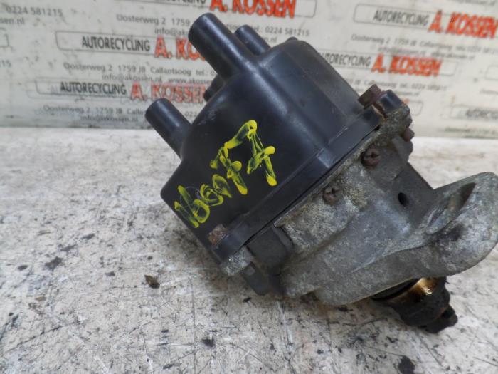 Used Distributor Toyota Starlet (EP8/NP8) 1.3 Friend,XLi 12V Price on request offered by N Kossen Autorecycling BV