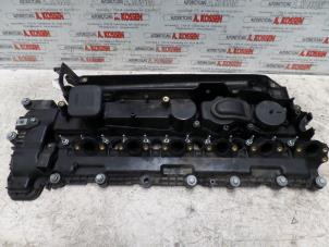 Used Rocker cover BMW 5 serie Touring (E61) 530d 24V Price on request offered by N Kossen Autorecycling BV