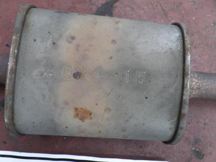 Gebrauchte Auspuff Mitteldämpfer Mitsubishi Lancer Wagon (CS/CT) 1.6 16V Preis auf Anfrage angeboten von N Kossen Autorecycling BV