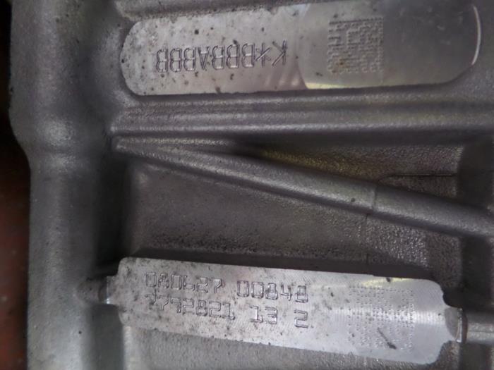 Used Engine crankcase BMW 5 serie Touring (E61) 530d 24V Price on request offered by N Kossen Autorecycling BV