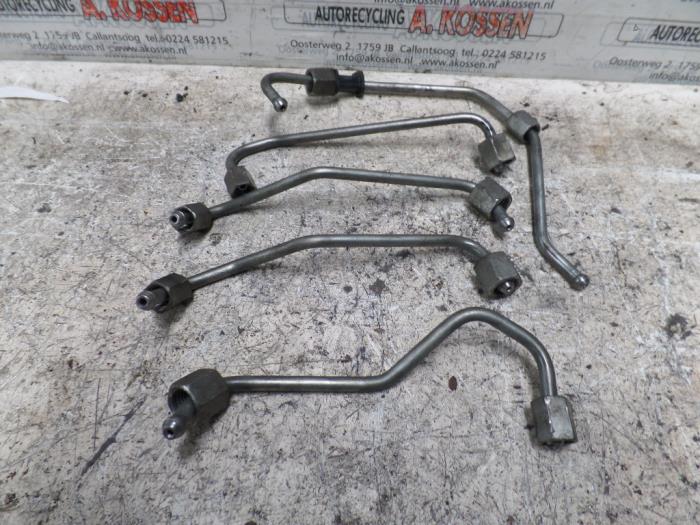 Usagé Conduit de carburant Kia Sorento I (JC) 2.5 CRDi 16V VGT Prix sur demande proposé par N Kossen Autorecycling BV