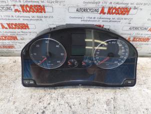 Used Instrument panel Volkswagen Golf V (1K1) 1.9 TDI Price on request offered by N Kossen Autorecycling BV