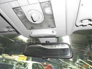 Gebrauchte Innenbeleuchtung vorne Opel Signum Preis auf Anfrage angeboten von N Kossen Autorecycling BV