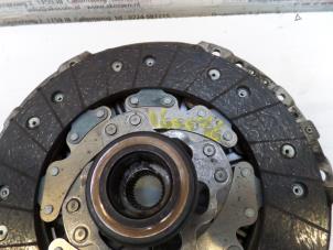 Used Clutch kit (complete) Volkswagen Golf V (1K1) 1.9 TDI Price on request offered by N Kossen Autorecycling BV