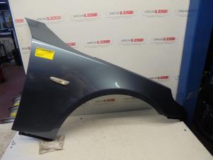 Used Front wing, right BMW 5 serie (E60) 520d 16V Price on request offered by N Kossen Autorecycling BV