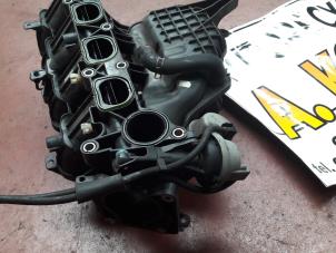 Used Intake manifold Volvo V50 Price on request offered by N Kossen Autorecycling BV