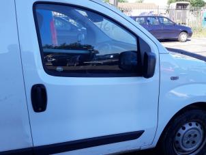 Używane Drzwi prawe wersja 2-drzwiowa Peugeot Bipper Cena na żądanie oferowane przez N Kossen Autorecycling BV